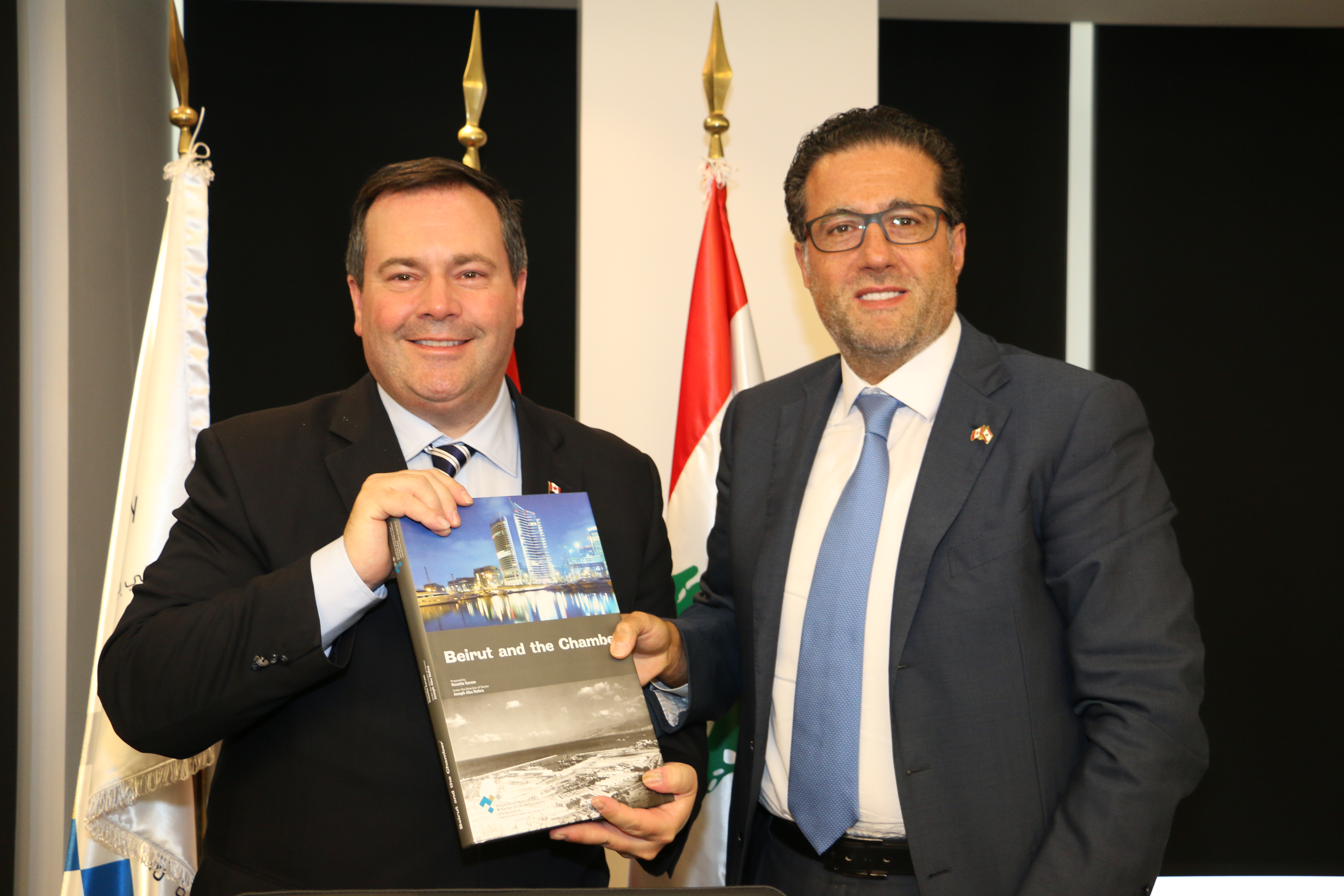 الرئيس شقير مع فد اقتصادي كندي لتعزيز التعاون الاقتصادي والتجاري بين لبنان وكندا